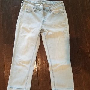 NY&Co Soho curvy crop light wash jeans